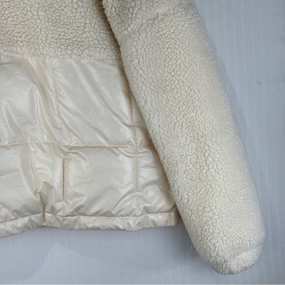 Fabletics Nelly White Sherpa Fleece Pullover Women’s Size Medium Half Zip Sporty - Picture 10 of 10